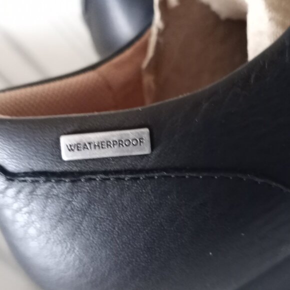 'Comfortiva' Pillow Top Memory Foam Black leather lace up New Without Box Size 8 - Picture 9 of 16